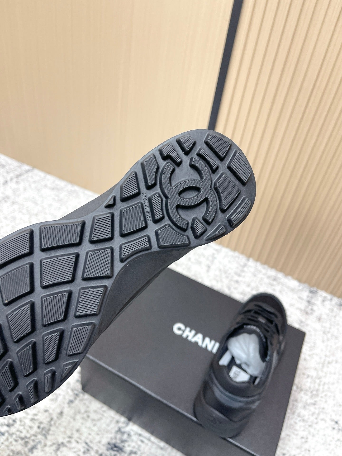 Chanel 26SS New Casual Black Sneakers in Cowhide with Mesh Cloth 591413