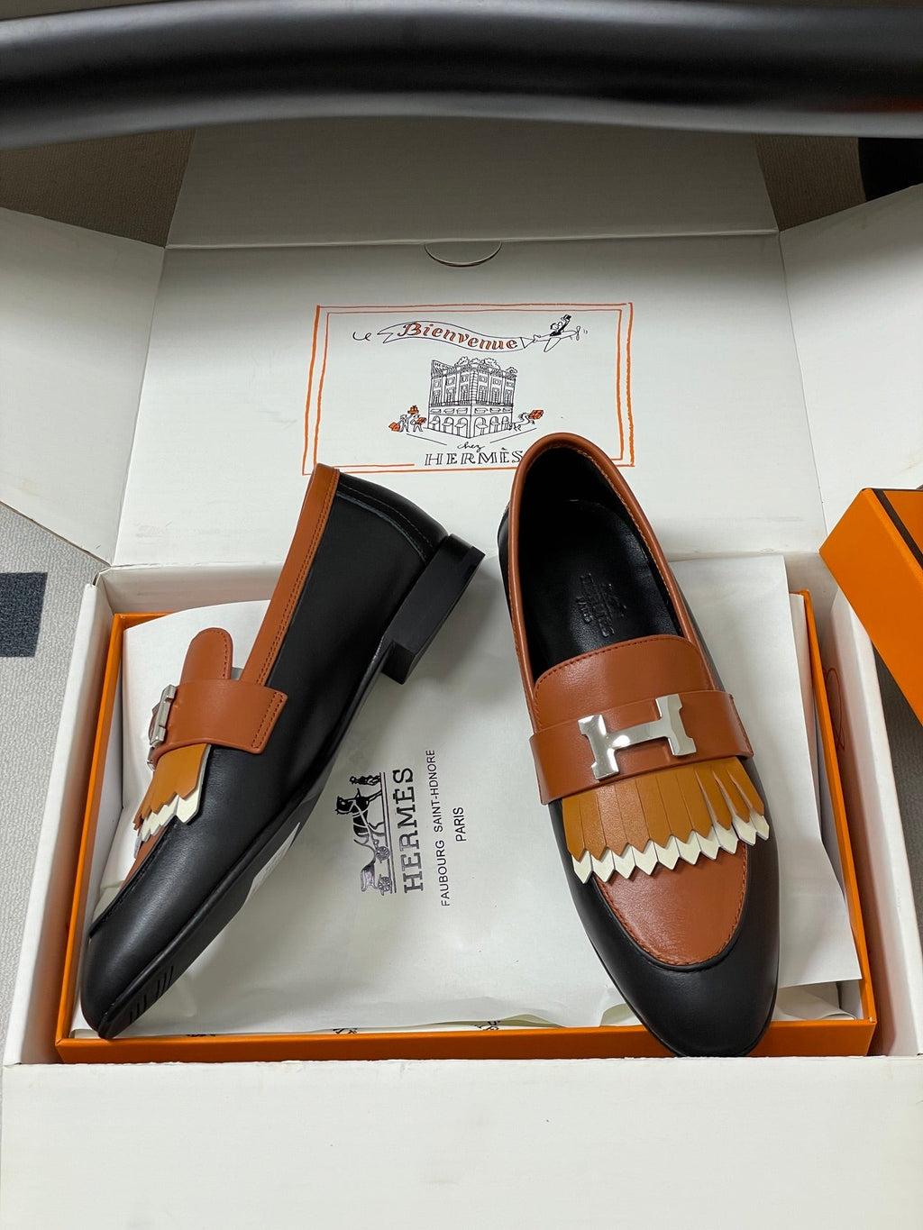 HM Royal Loafers Black Orange in Calfskin 594332