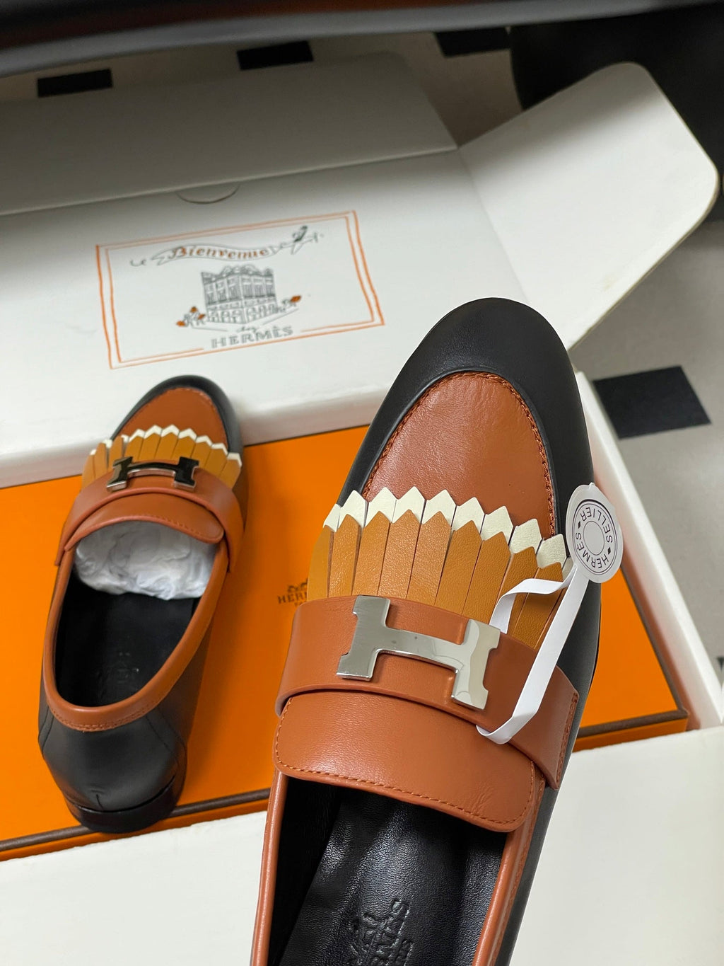 HM Royal Loafers Black Orange in Calfskin 594332