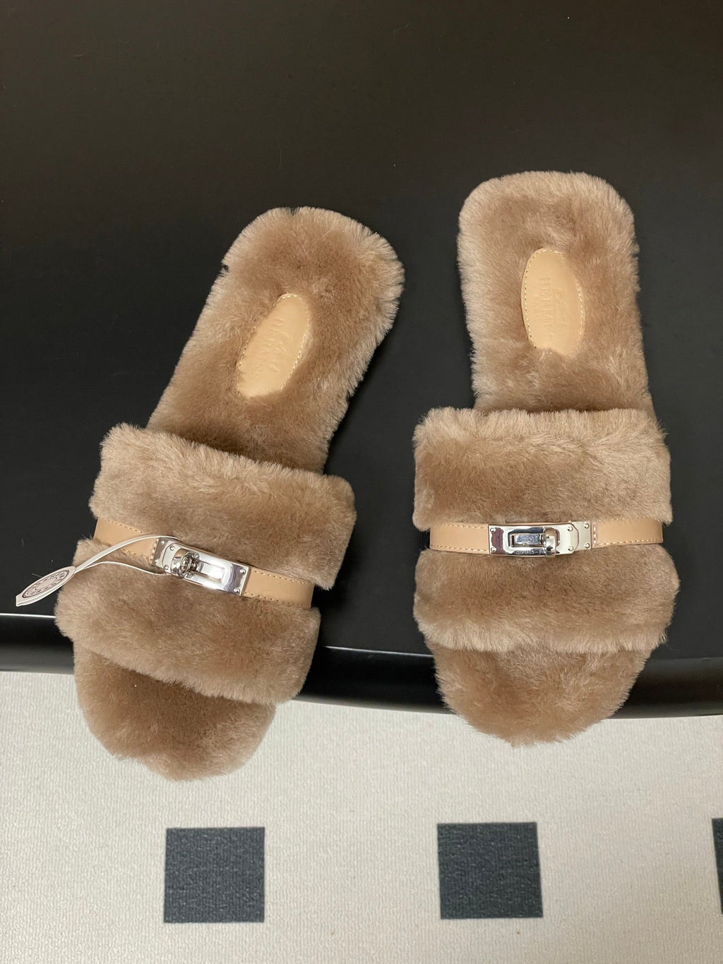Hermes Giulia Kelly Buckle H-Slippers Beige in Wool 594327