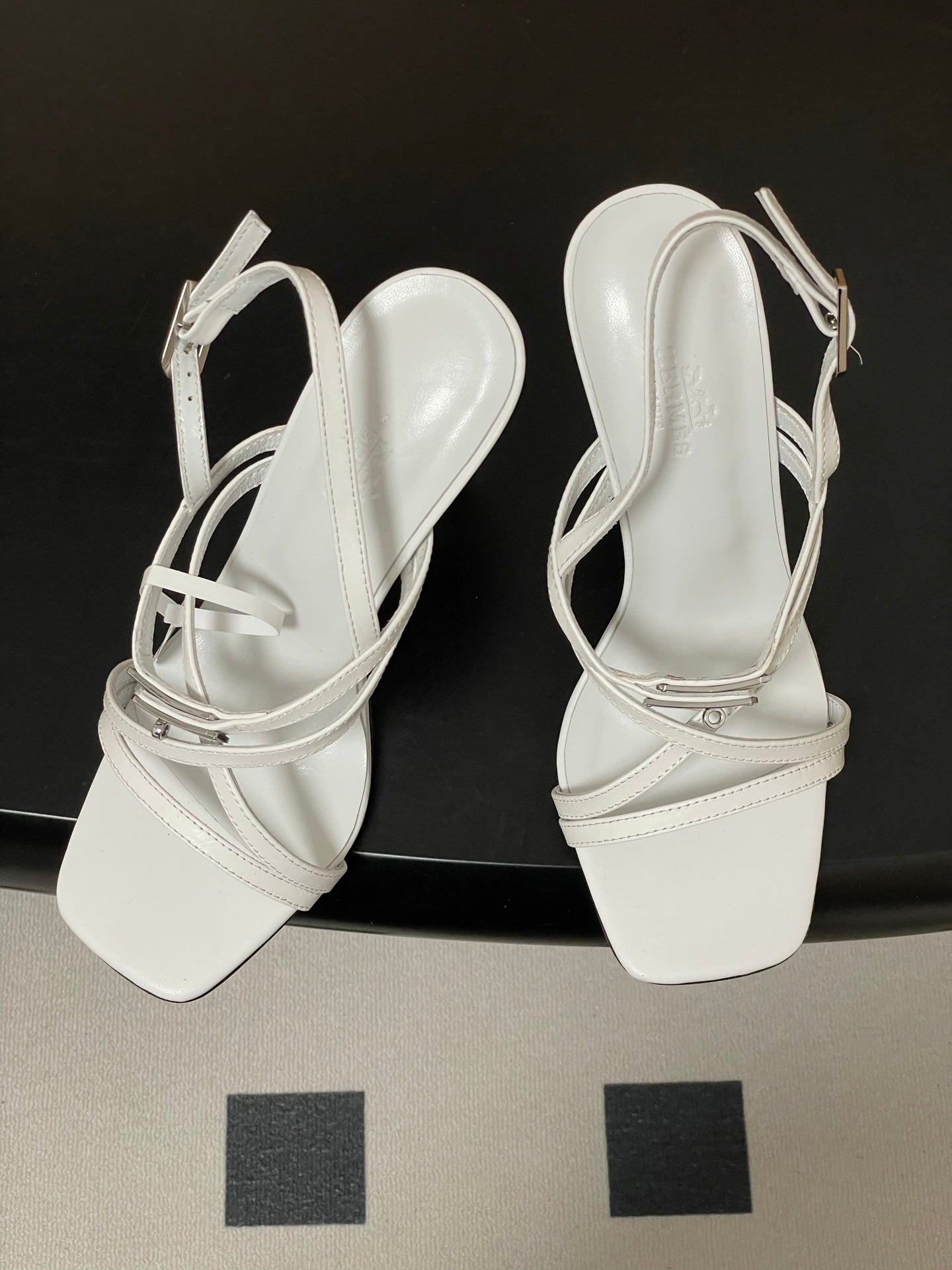 HM Muse Sandal 100 White in Calfskin 593814