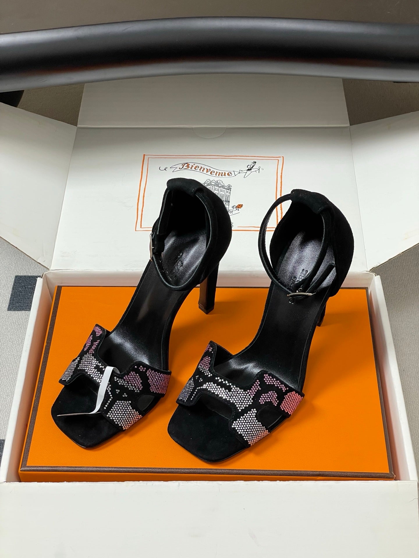 HM Joy Sandal 100 Black Pink in Suede 593802