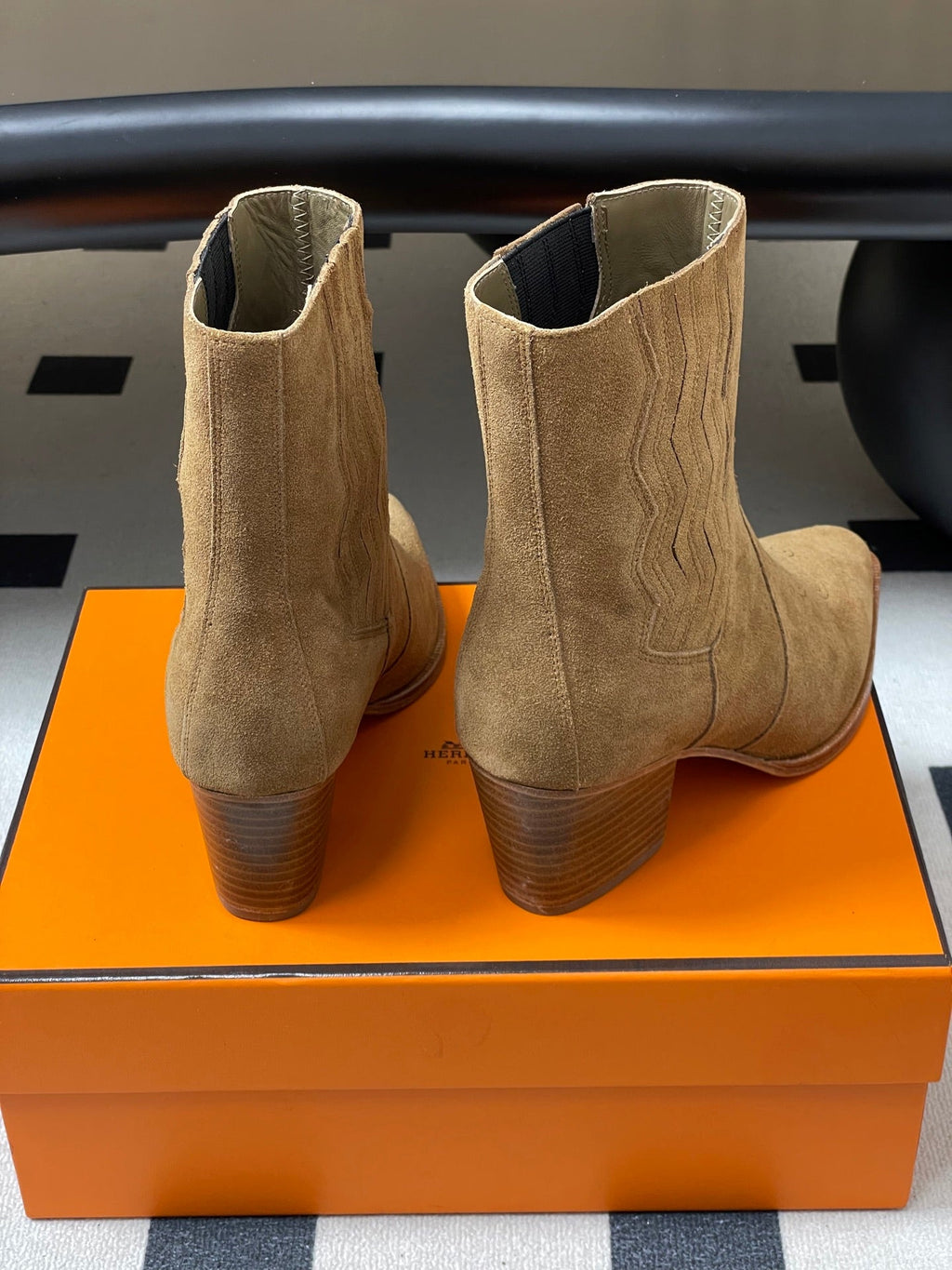 HM Lissa Chelsea Boots 70 Brown in Suede 593781