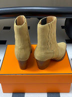 HM Lissa Chelsea Boots 70 Beige in Suede 593783