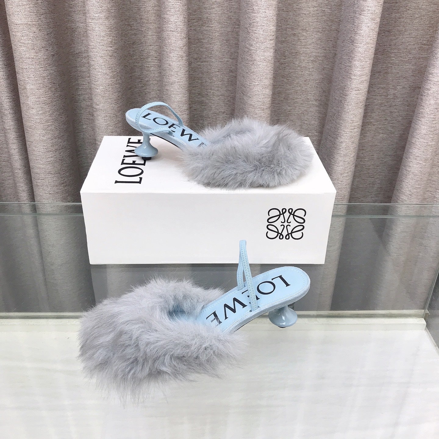 Loewe 25SS Fur-lined Mule 60 Blue in Fox Fur 597439