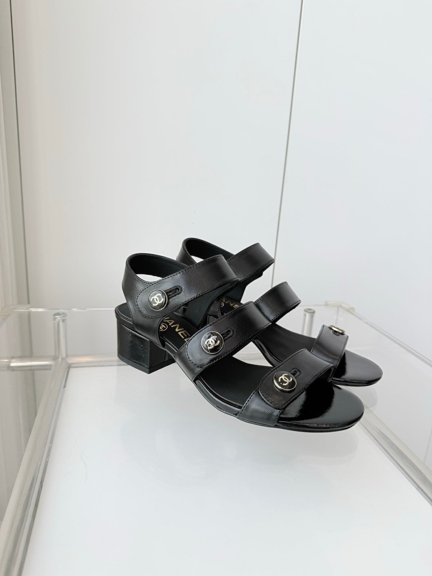 Chanel 26 Turnlock 40 Black Sandal Heels in Lambskin 597403