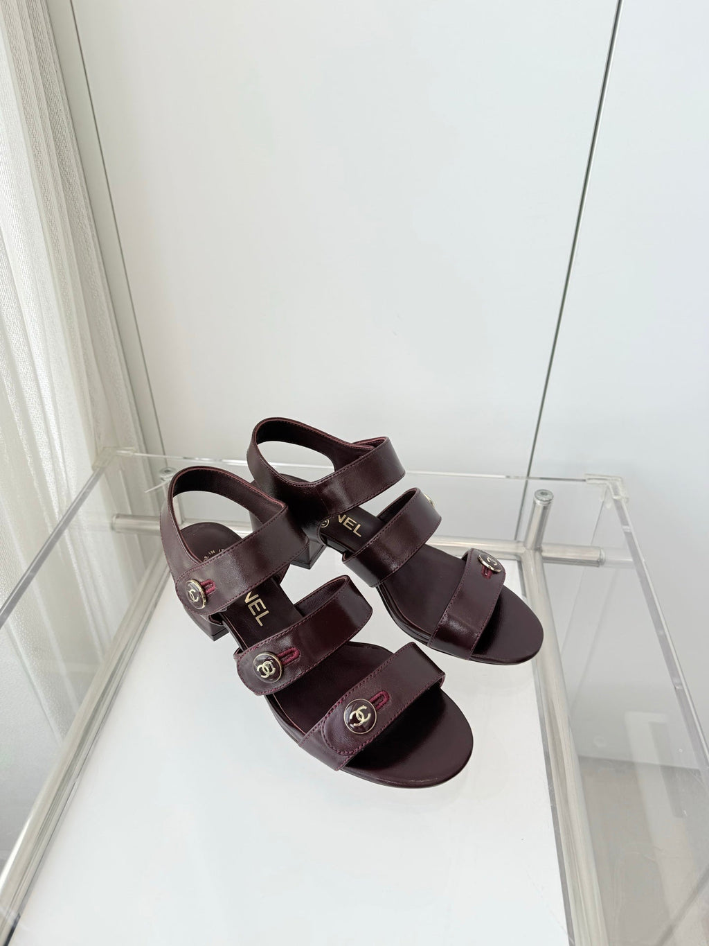 Chanel 26 Turnlock 40 Burgundy Sandal Heels in Lambskin 597400