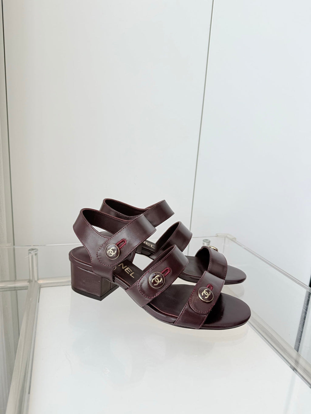 Chanel 26 Turnlock 40 Burgundy Sandal Heels in Lambskin 597400