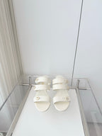 Chanel 26 Turnlock 40 White Sandal Mule in Lambskin 597399