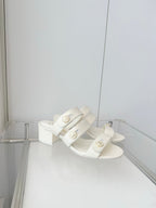 Chanel 26 Turnlock 40 White Sandal Mule in Lambskin 597399