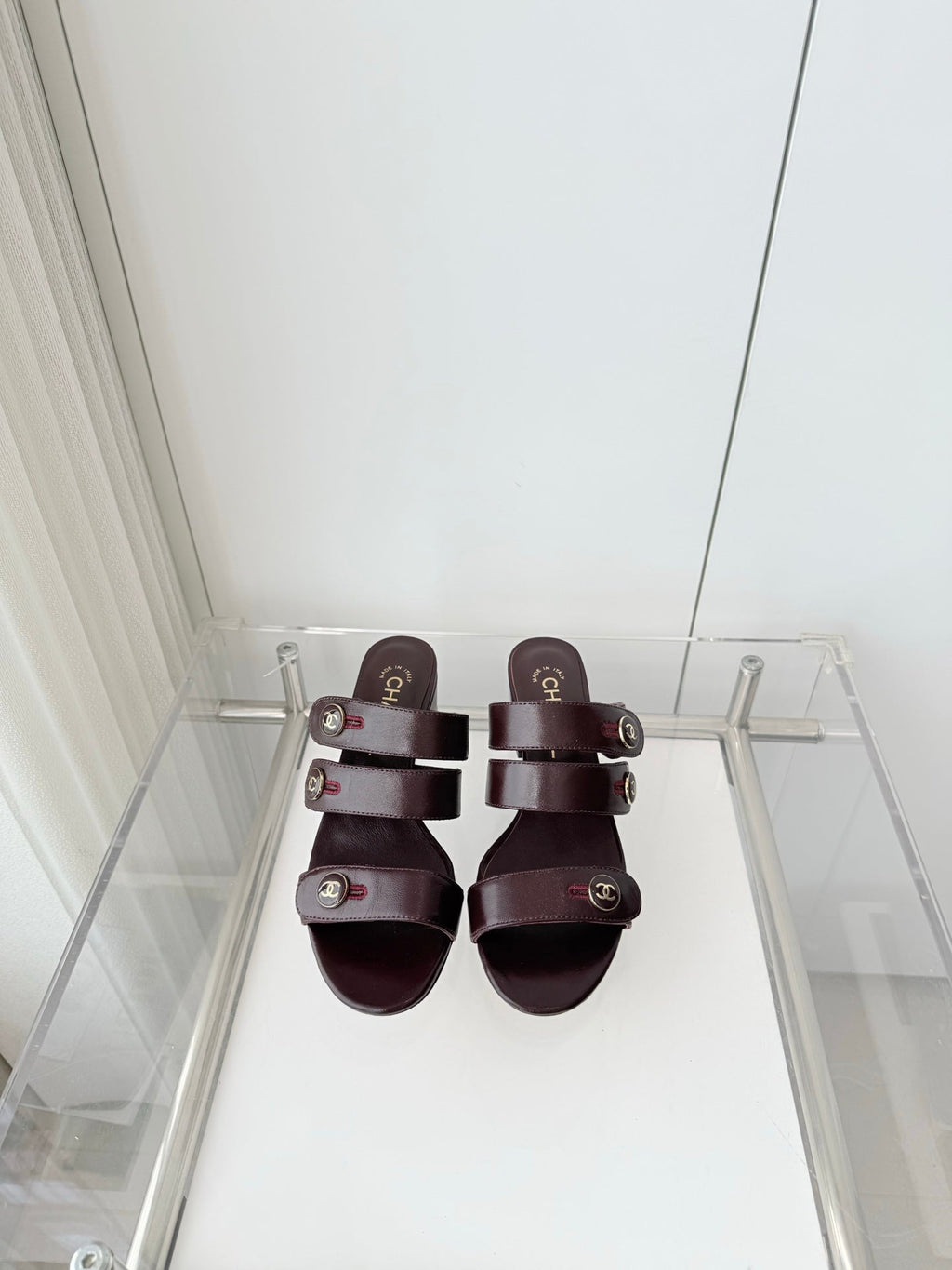 Chanel 26 Turnlock 40 Burgundy Sandal Mule in Lambskin 597397