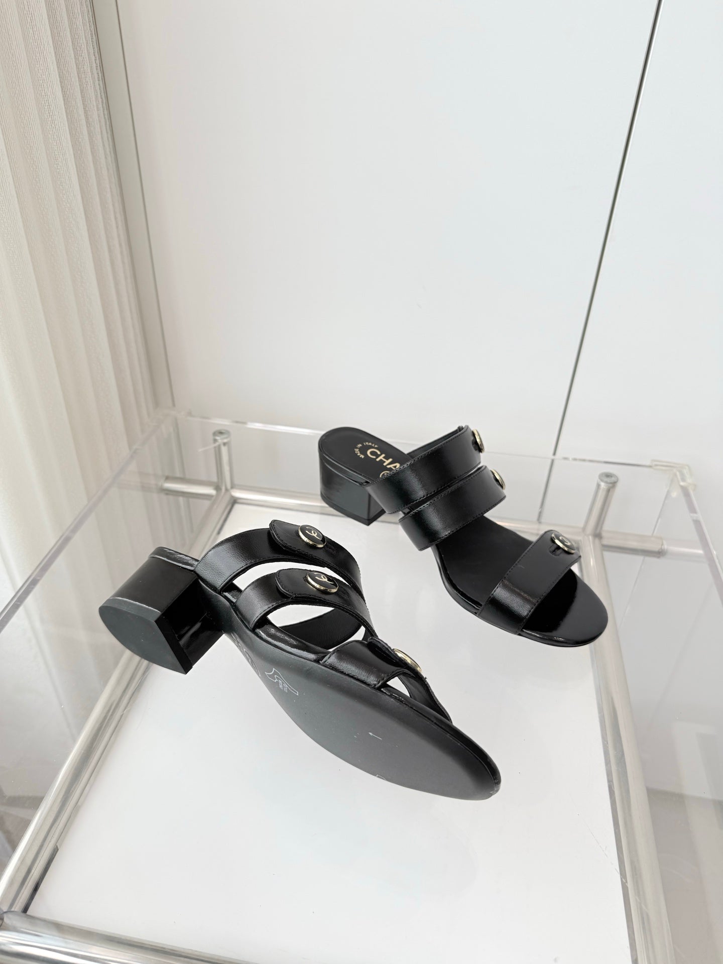Chanel 26 Turnlock 40 Black Sandal Mule in Lambskin 597396