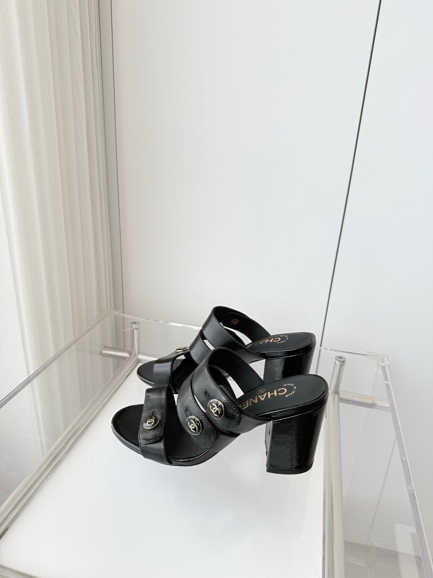 Chanel 26 Turnlock 85 Black Sandal Mule in Lambskin 597392