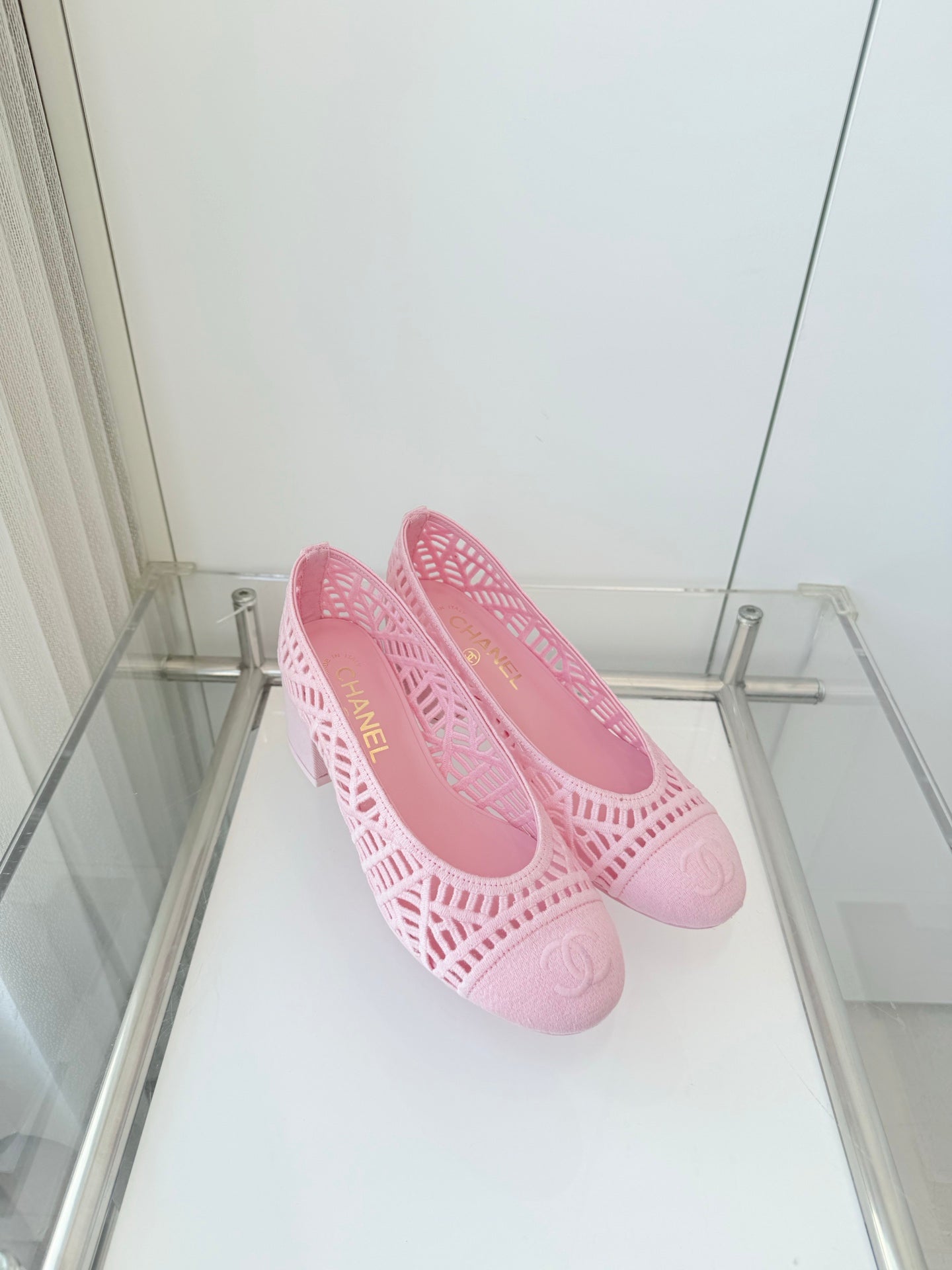 Chanel 26 Ladies 50 Ballet Flats Pink in Fabric 597341