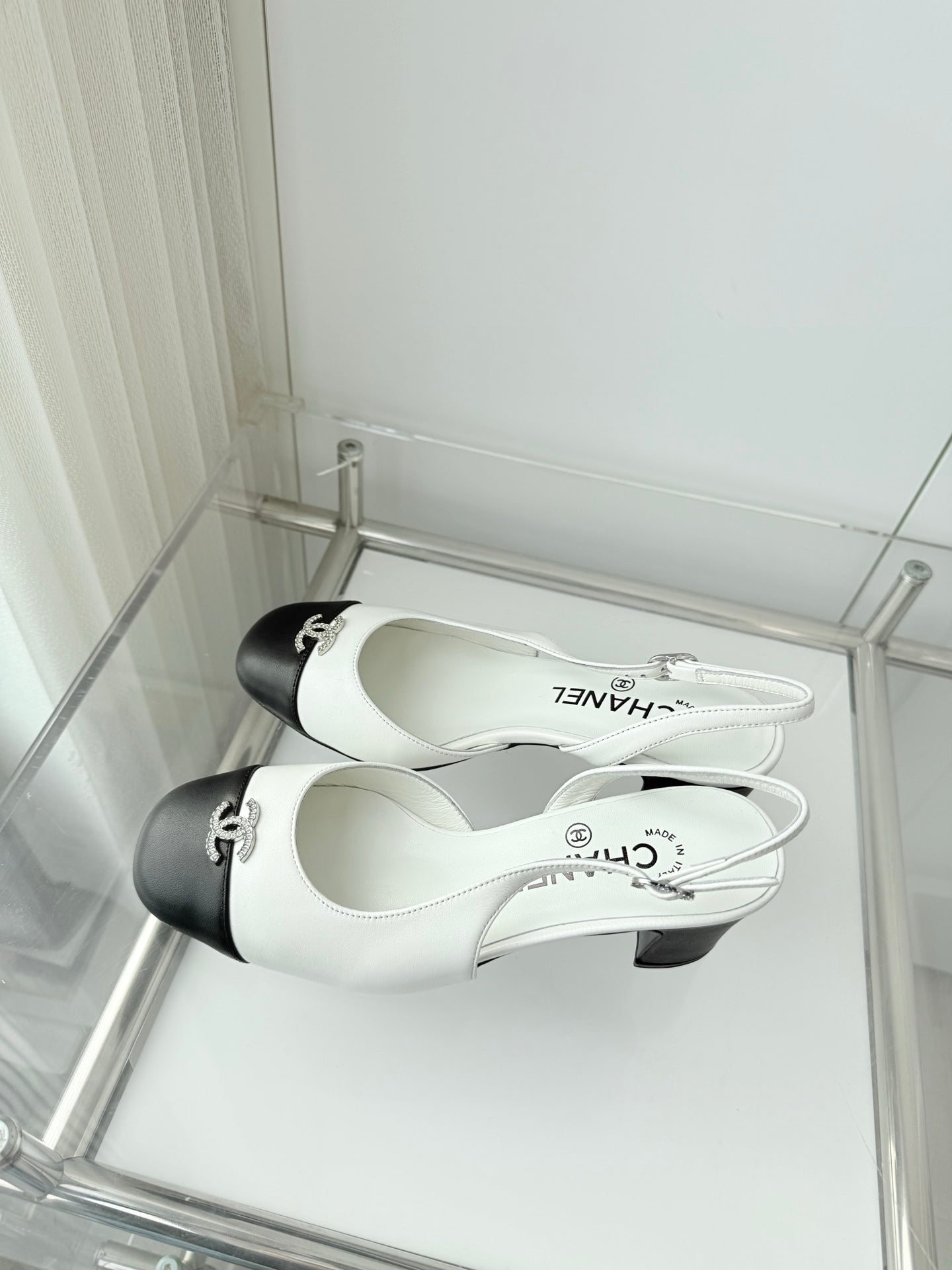 Chanel 26 High Heels White Black 50 in Lambskin 597330
