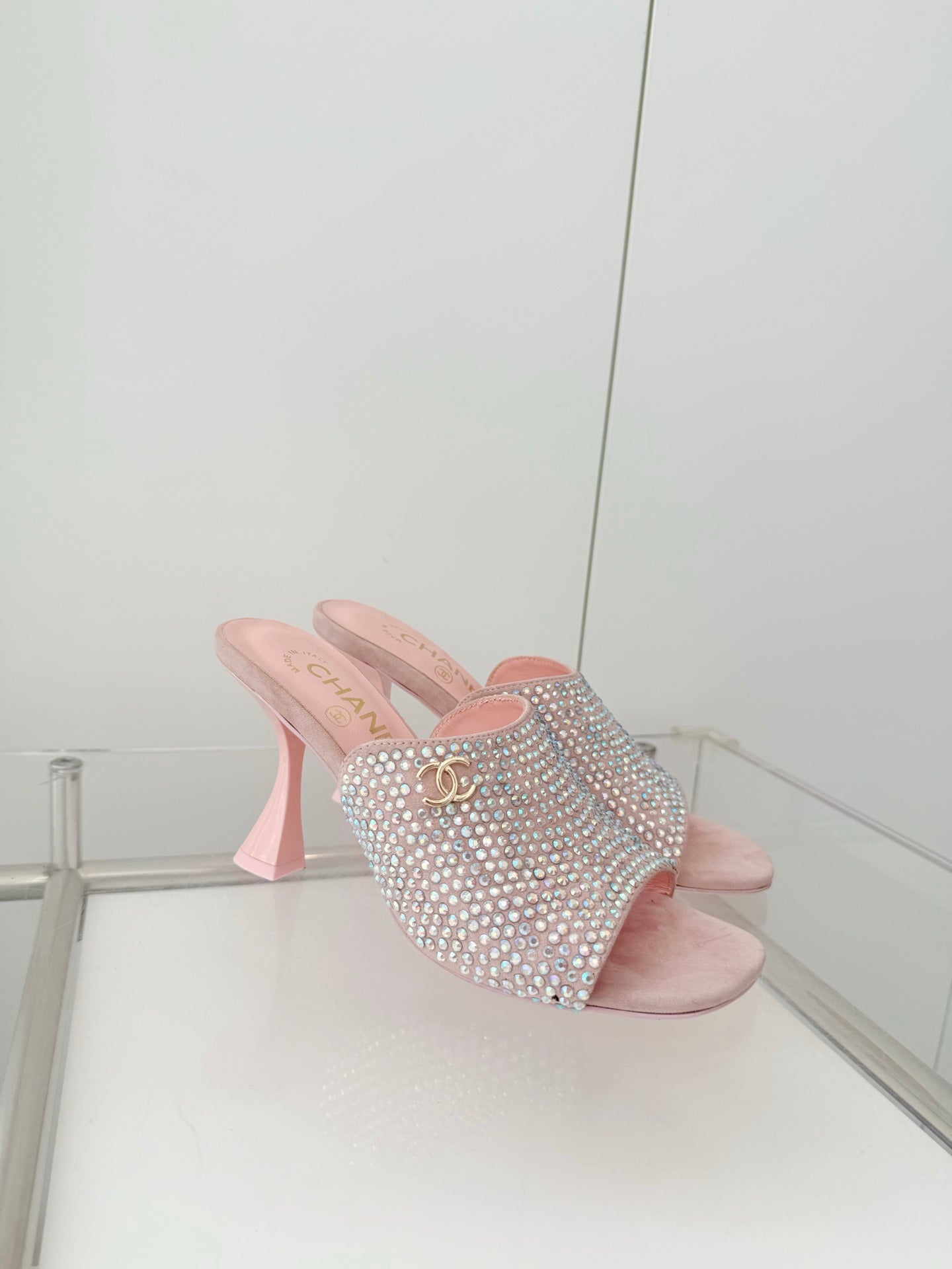 CC 26 Sandal 90 Pink Rhinstone Deer Hide 597376