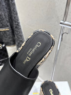 CD Attitude Wedge Sandals Black in Cowhide 598183