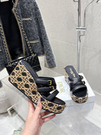 CD 25SS D-Attitude Wedge Sandals 90 Black in Cowhide 598110