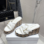 CD 25SS D-Attitude Wedge Sandals 90 White in Cowhide 598107
