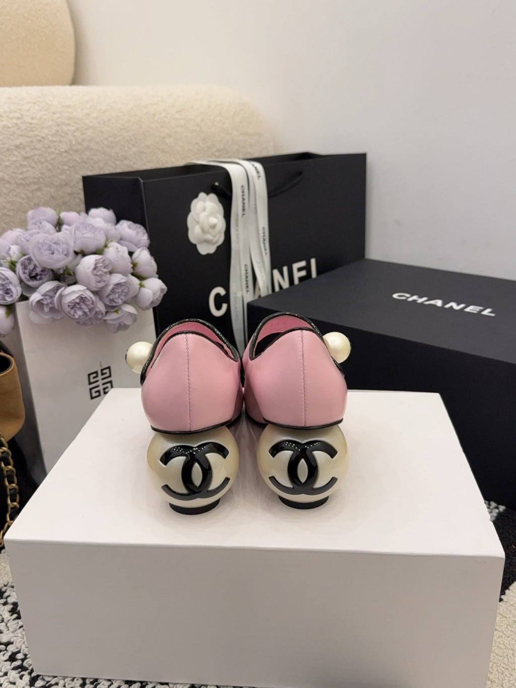 CC Pearl Heel with Rhinstone Clasp Mary Janes Pink Cowhide 602355