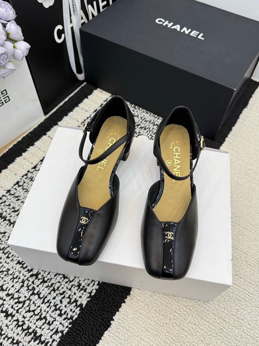 Chanel Classic Mary Janes Black in Patent Leather 602168