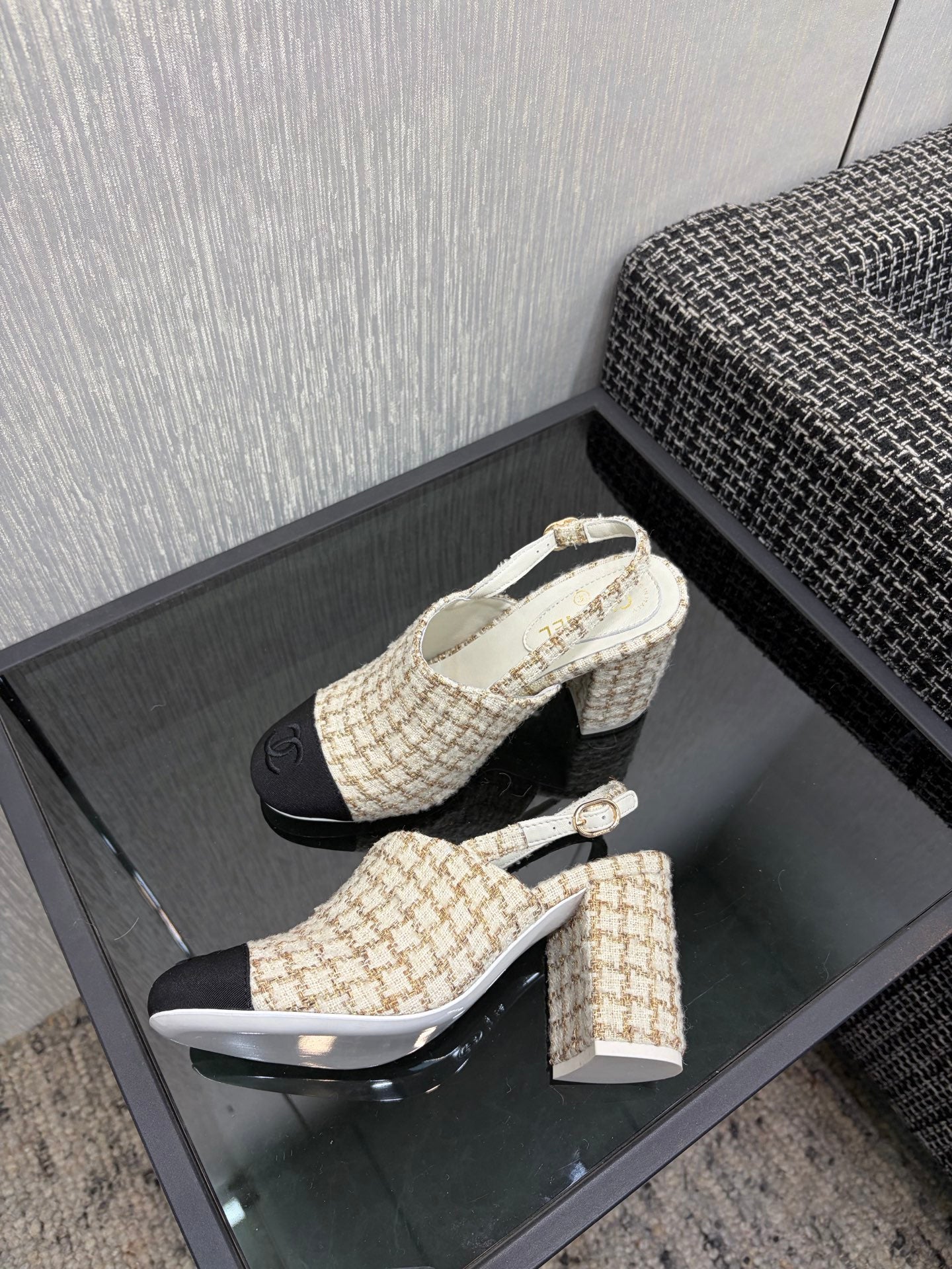 Chanel 26 Classic Chunky Heel Open Back Sandal 95 White in Tweed Fabric 602494