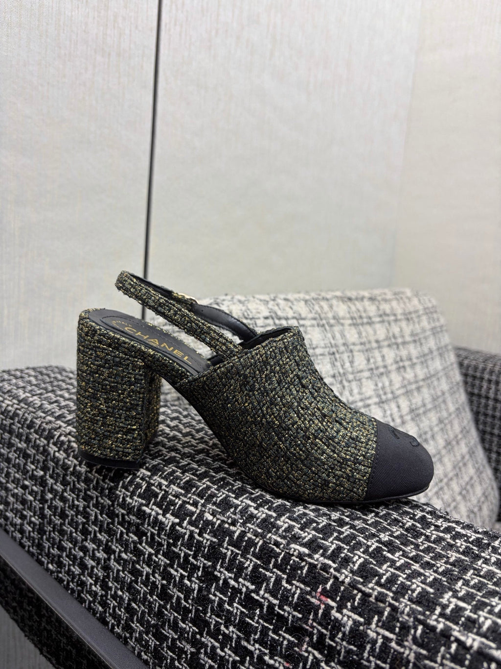 Chanel 26 Classic Chunky Heel Open Back Sandal 95 Olive Green in Tweed Fabric 602496