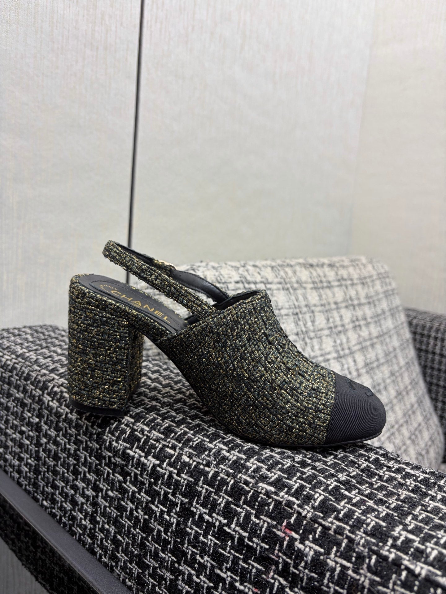 Chanel 26 Classic Chunky Heel Open Back Sandal 95 Olive Green in Tweed Fabric 602496