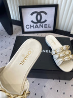 Chanel Early Spring Chain Slippers White in Lambskin 611715