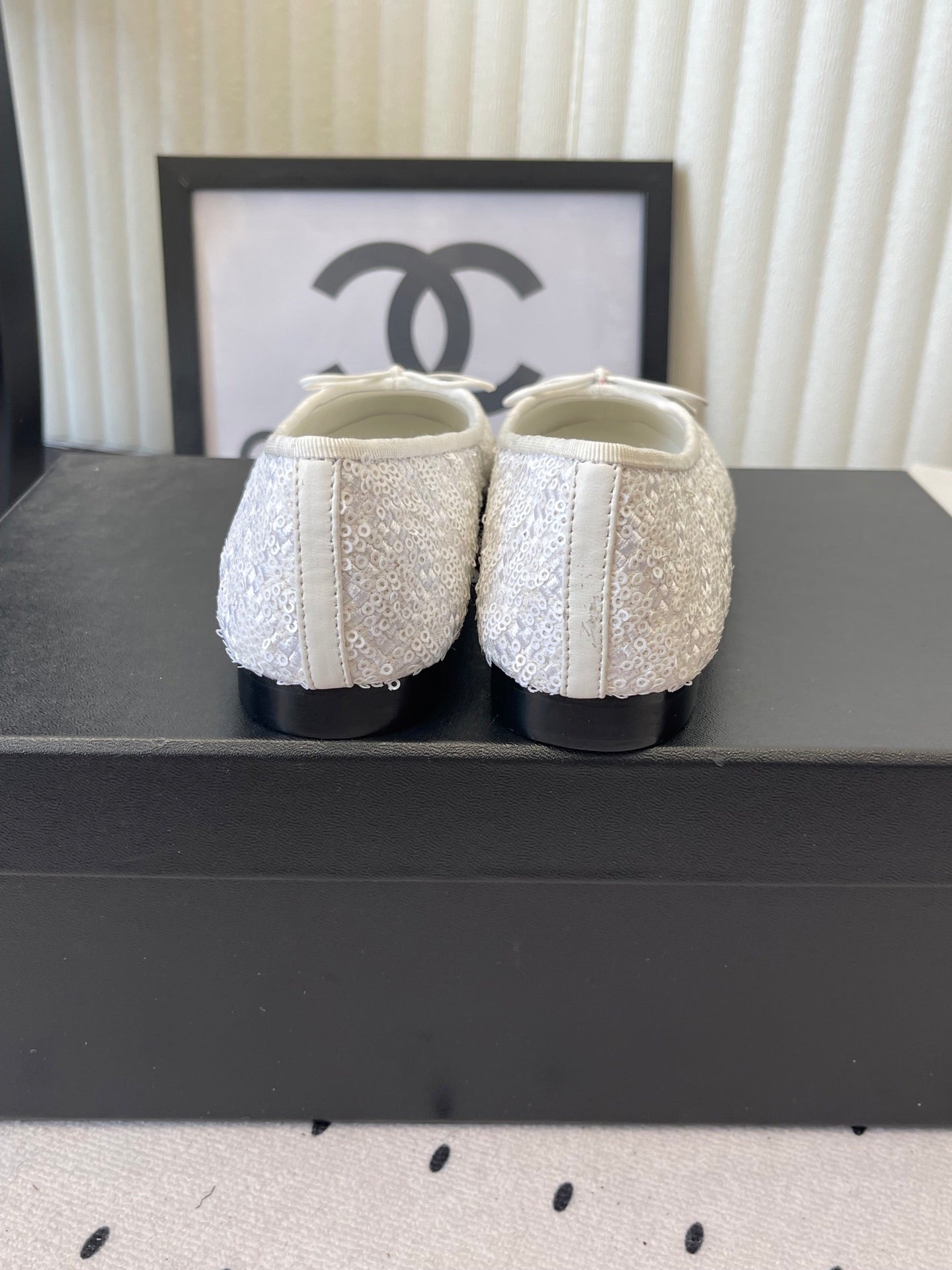 CC Ballet Flats White in Sequined Sheepskin 611690