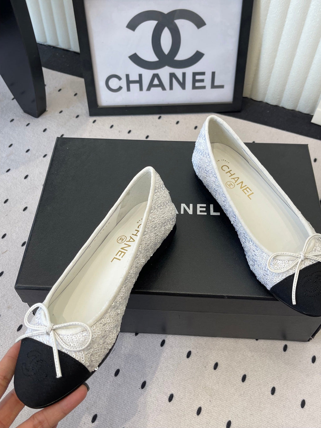CC Ballet Flats White in Sequined Sheepskin 611690