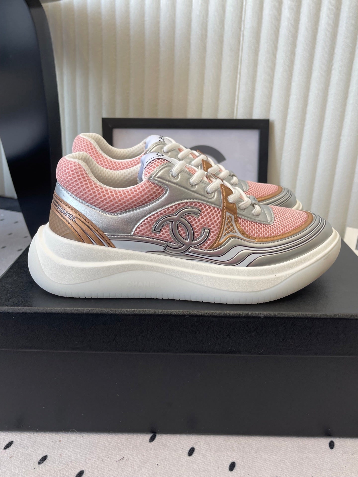 CC Sneaker Pink Silver Metallic in Cowhide 611668