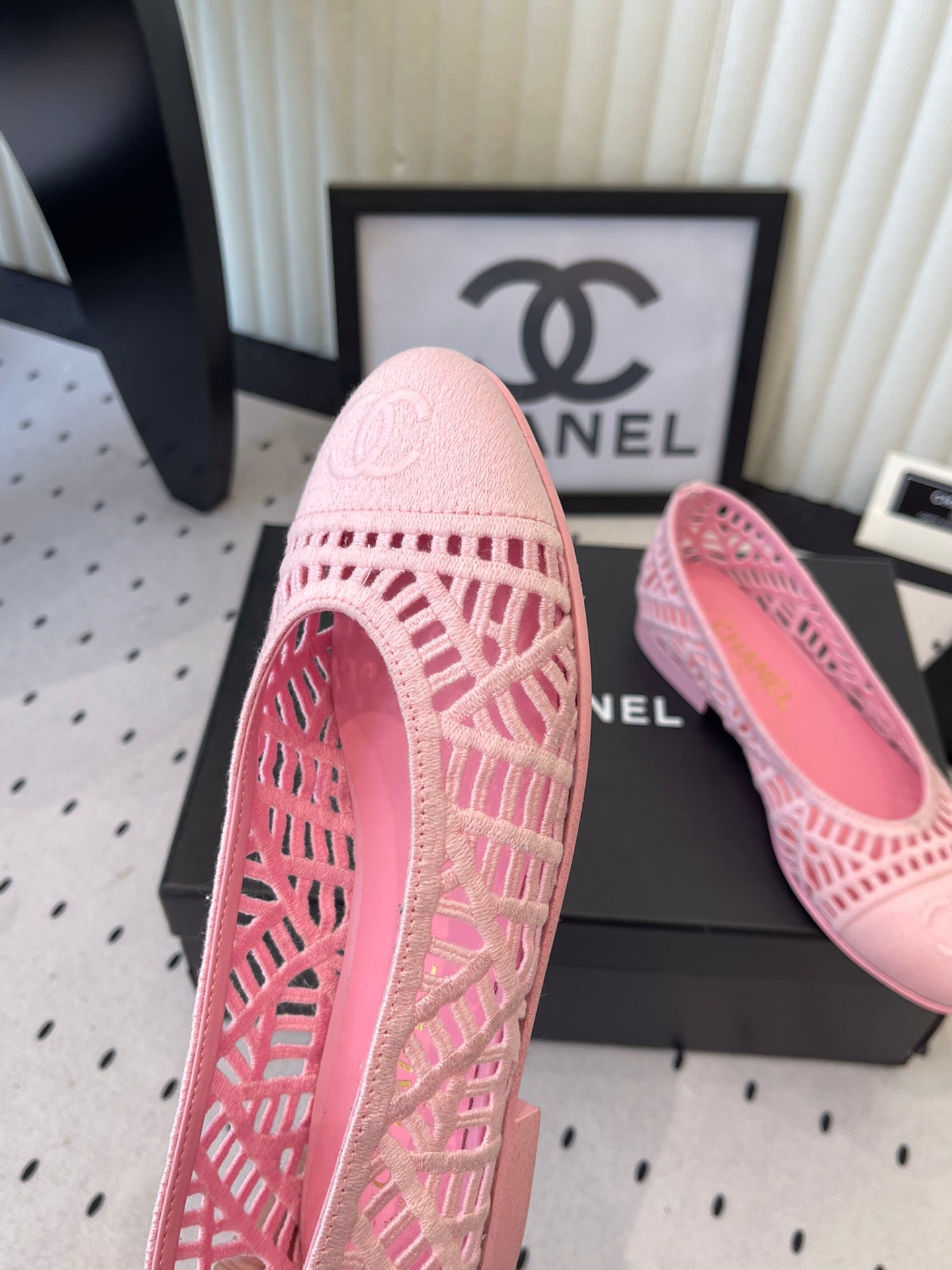 Chanel Ballet Flats Pink in Woven Raffia 611584