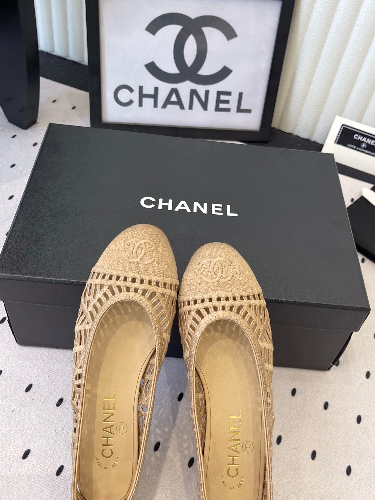 Chanel Ballet Flats Beige in Woven Raffia 611583