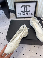 Chanel Ballet Flats White in Woven Raffia 611582