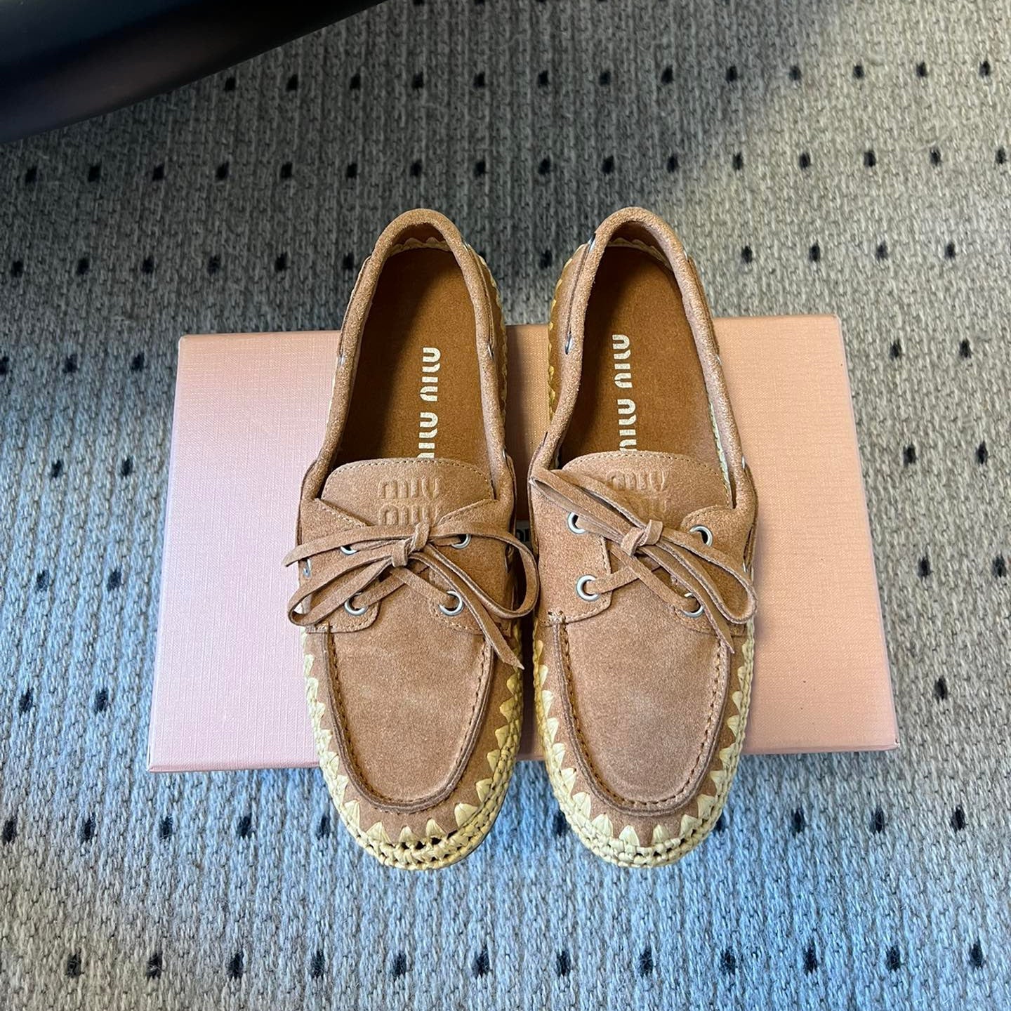 Miu Miu 26ss Loafer Brown in Suede With Raffia Straw 614557