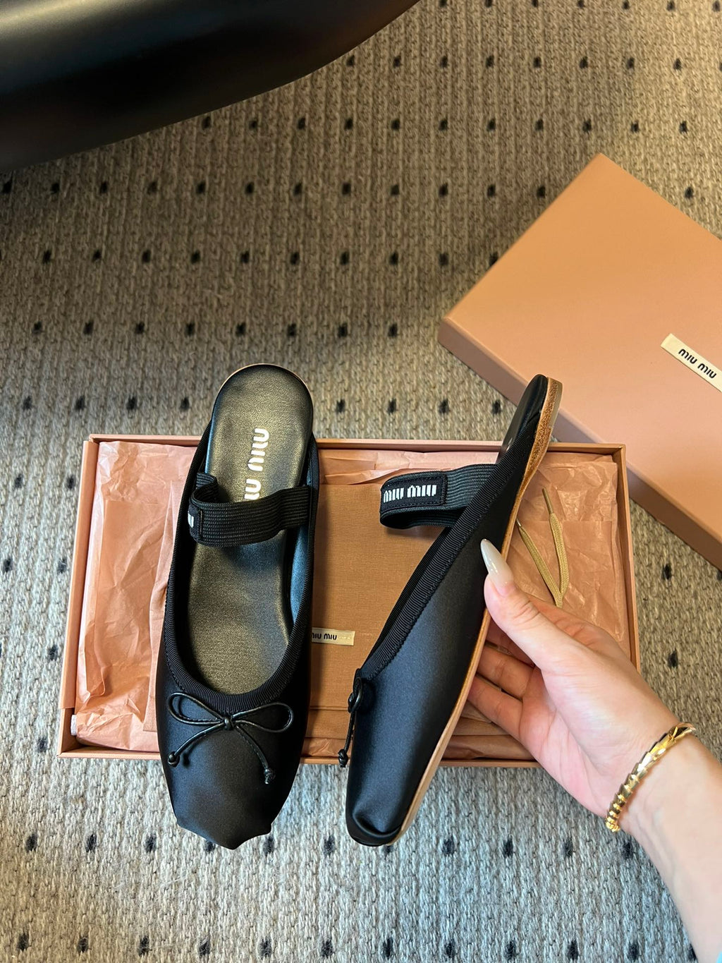 Miu Miu 26 Ballet Flats Black in Silk 614471