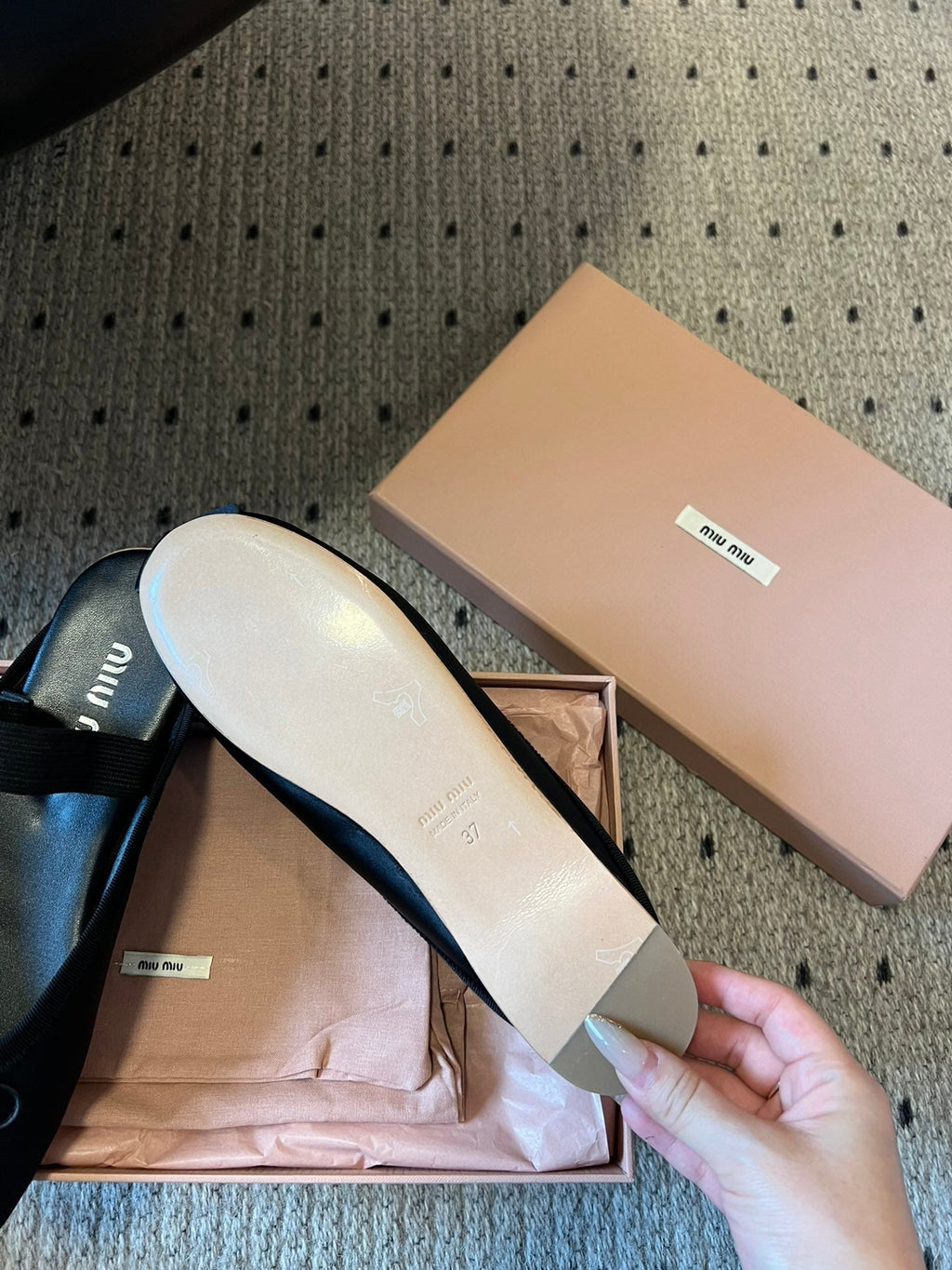 Miu Miu 26 Ballet Flats Black in Silk 614471