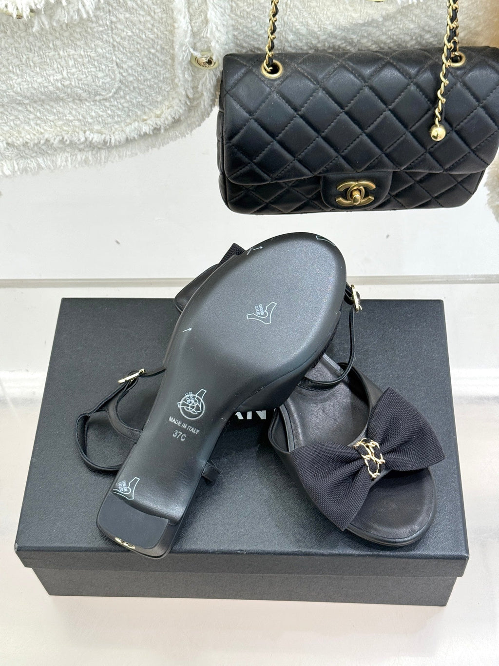 Chanel 26C Chain Bow Chunky Heel Sandals Black in Cowhide 615992