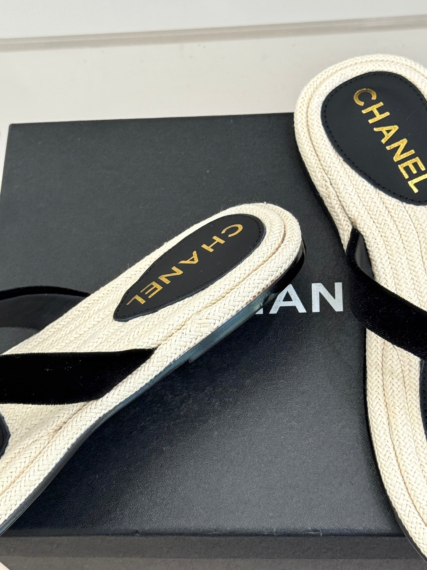 Chanel 26C Hemp Rope Sole Double C Flip-Flops Black in Sheepskin 615960
