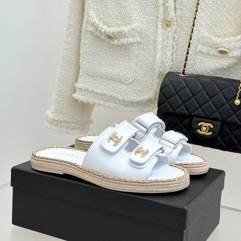 Chanel 26C Chain Double C Buckle Slippers White Cowhide 615785