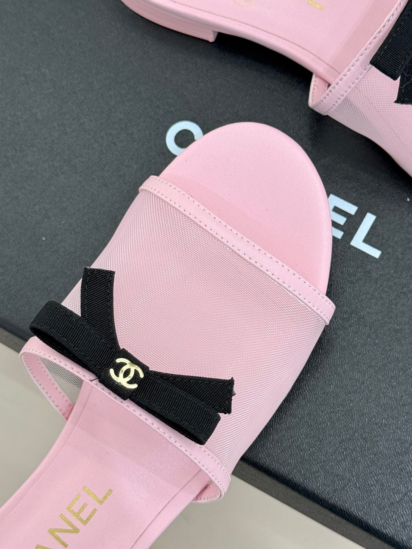 Chanel  26C Double C Bow Slippers Pink in Mesh 615710