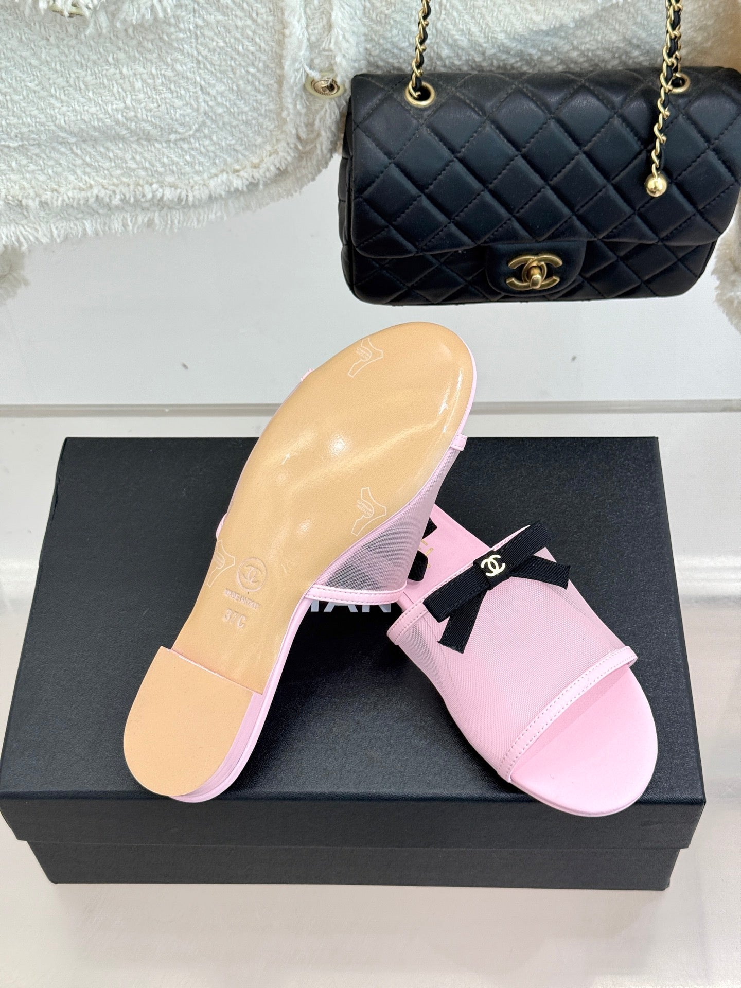 Chanel  26C Double C Bow Slippers Pink in Mesh 615710