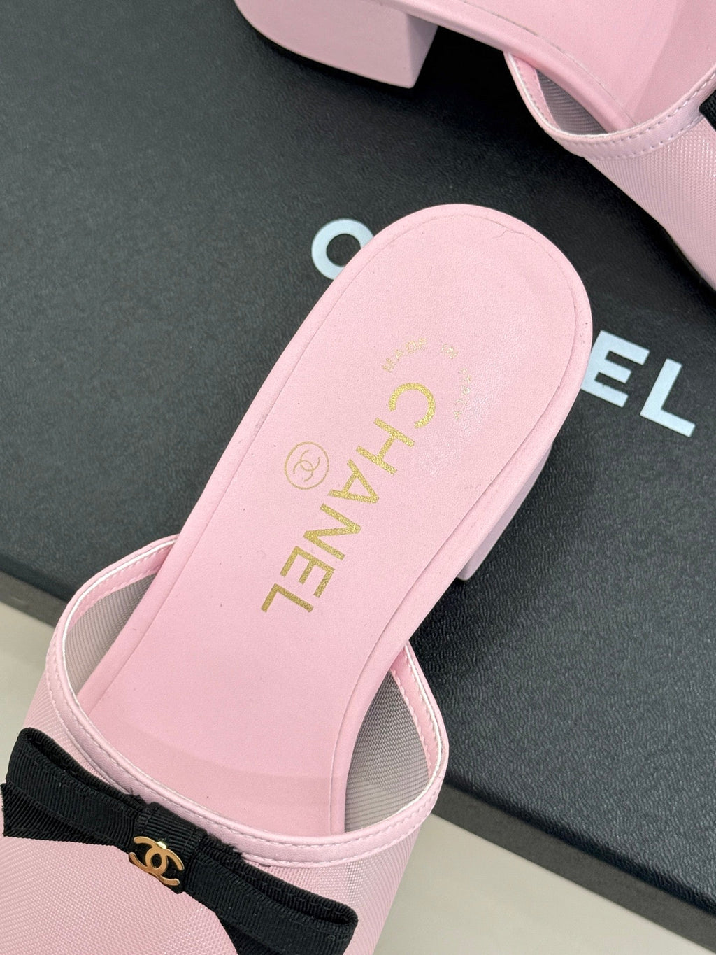 Chanel  26C Double C Bow Slippers High Heel Pink in Mesh 615706