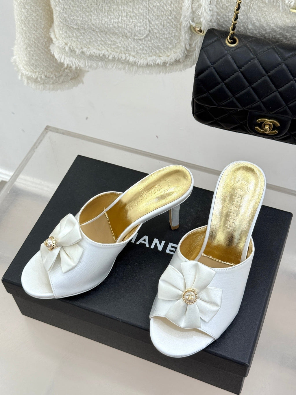 CC 26s Bow Slippers High Heel 75mm White Satin Sheepskin 615744