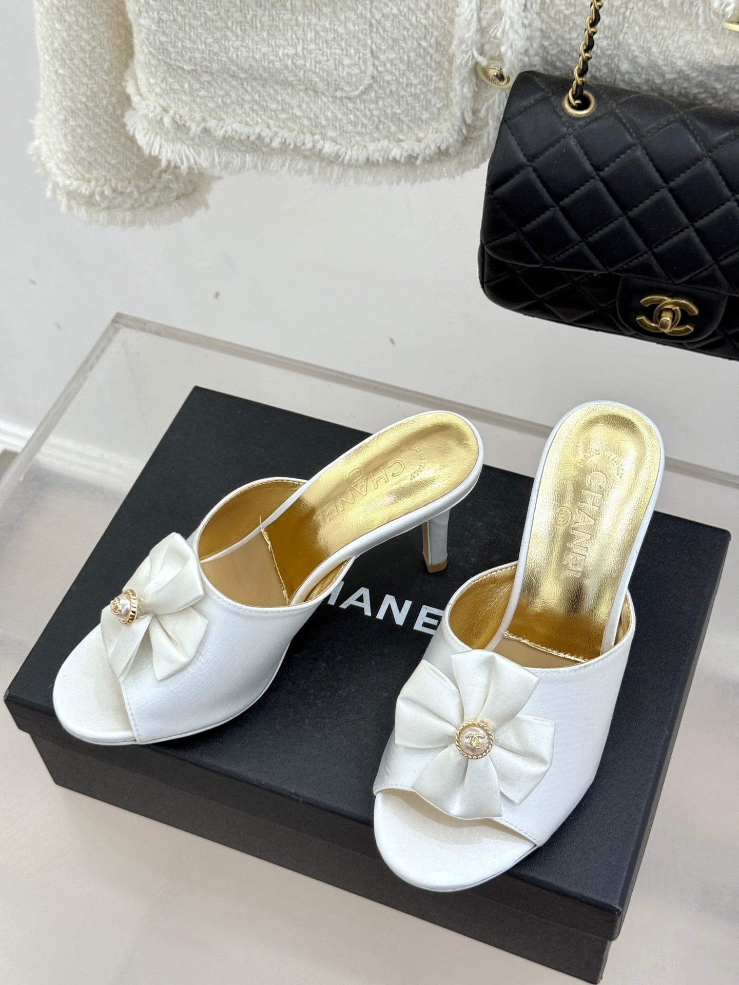 CC 26s Bow Slippers High Heel 75mm White Satin Sheepskin 615744