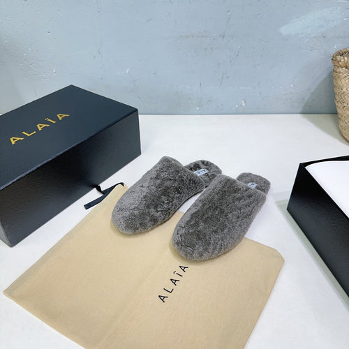 ALAIA 25 Fur Mule Slipper Grey in Lambswool 629515
