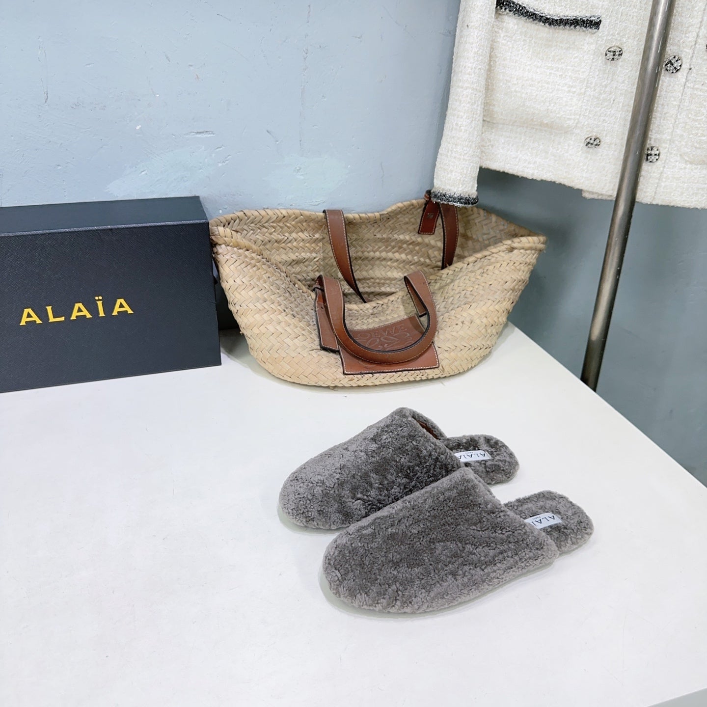 ALAIA 25 Fur Mule Slipper Grey in Lambswool 629515
