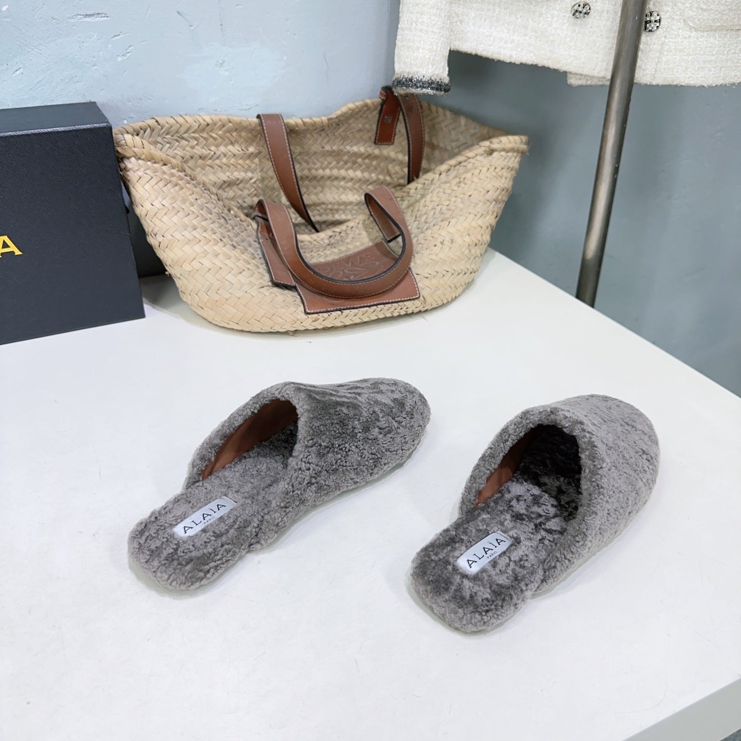 ALAIA 25 Fur Mule Slipper Grey in Lambswool 629515
