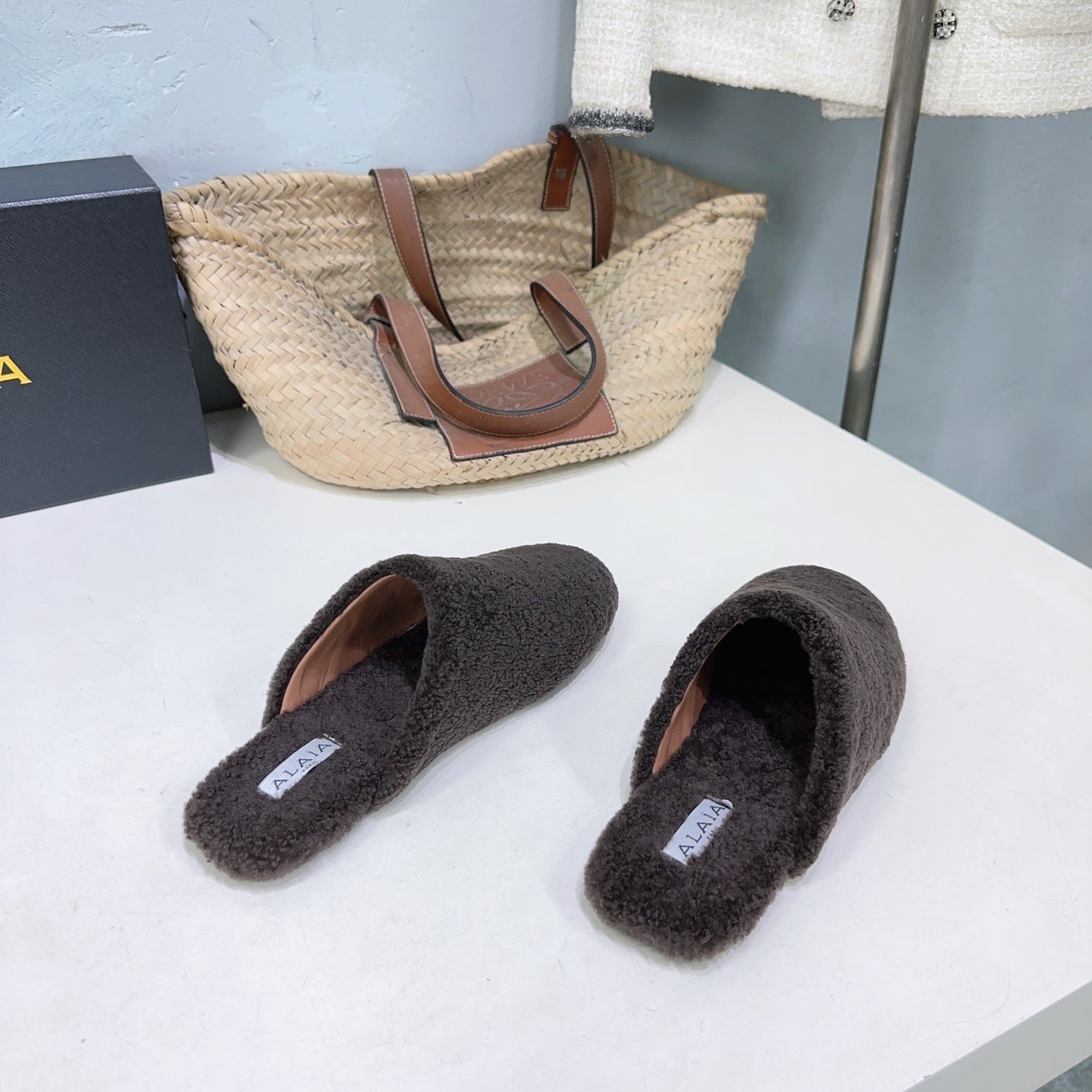 ALAIA 25 Fur Mule Slipper Dark Brown in Lambswool 629516